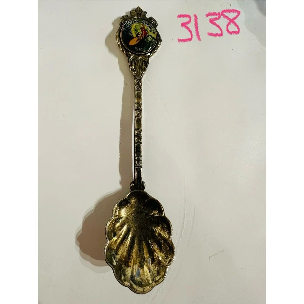Vintage Souvenir Spoon Lot 5PC Silverplated Travel Canada Sydney Graceland
